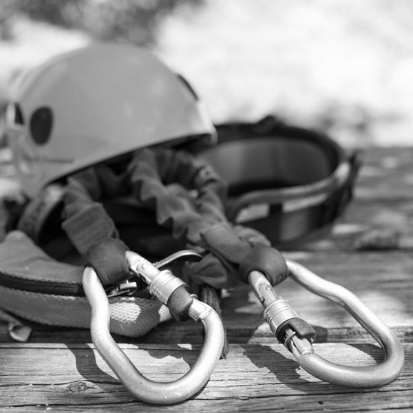 EQUIPO Y MATERIAL ESPECÍFICO